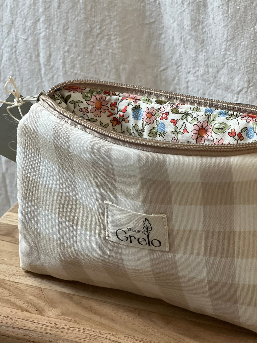 Neceser de Tela Vichy Beige Blanco Tamaño Pequeño Hecho a Mano - Studio Grelo