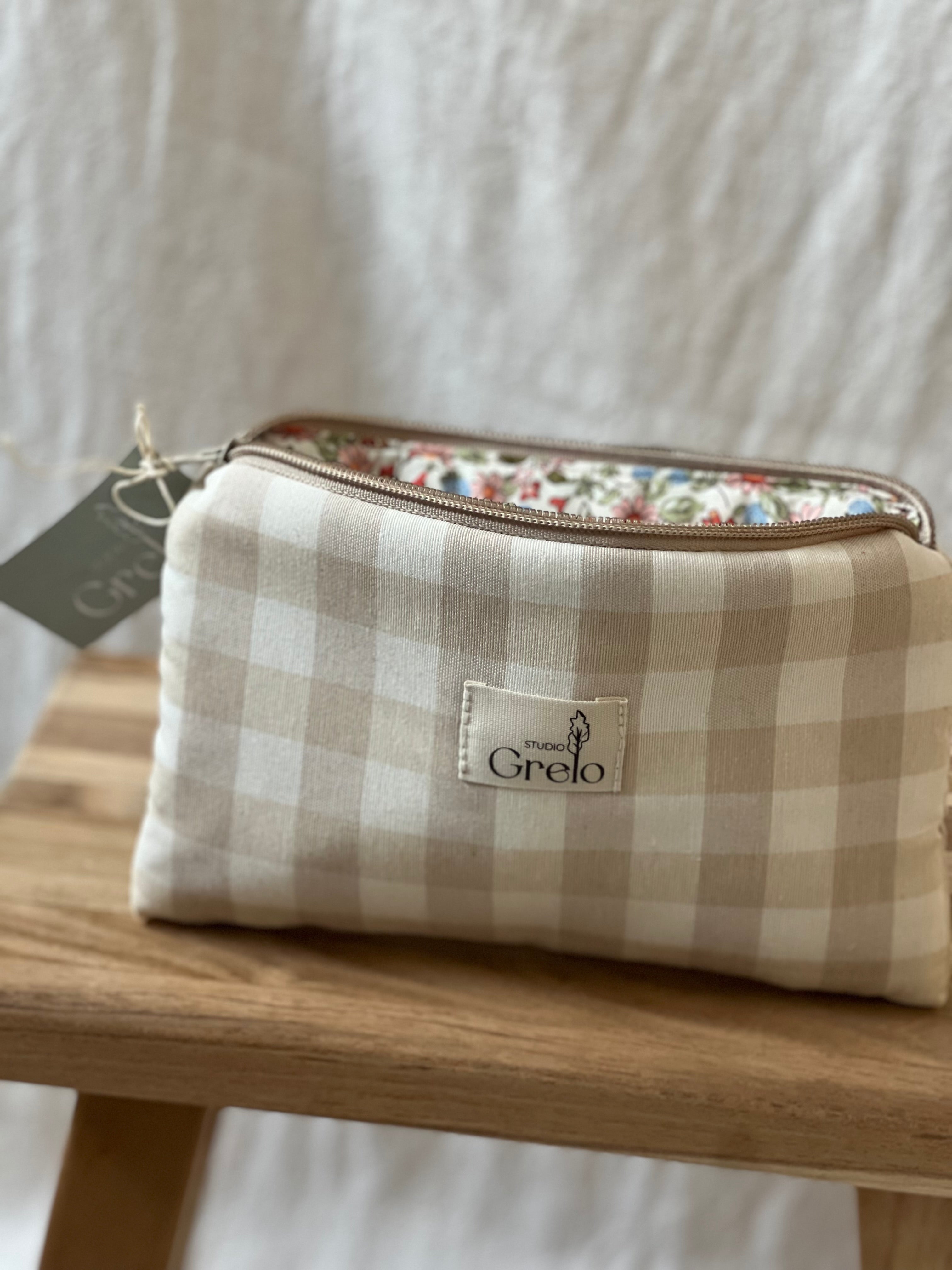 Neceser de Tela Vichy Beige Blanco Tamaño Pequeño Hecho a Mano - Studio Grelo