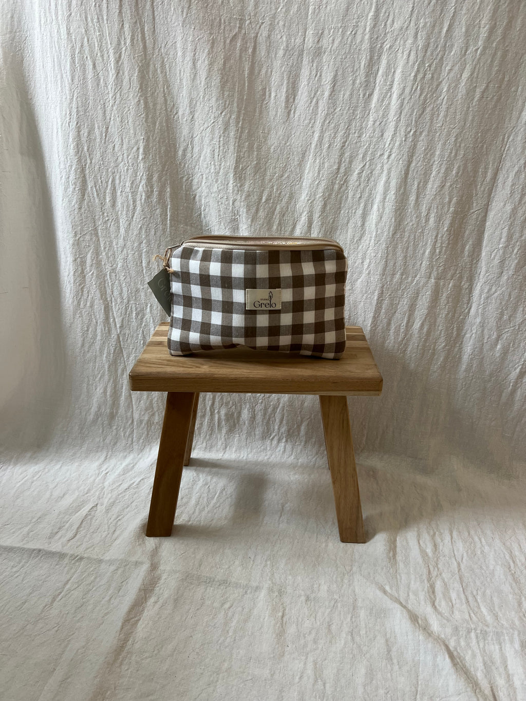 Neceser de Tela Vichy Blanco Marrón Tamaño Mediano Hecho a Mano - Studio Grelo