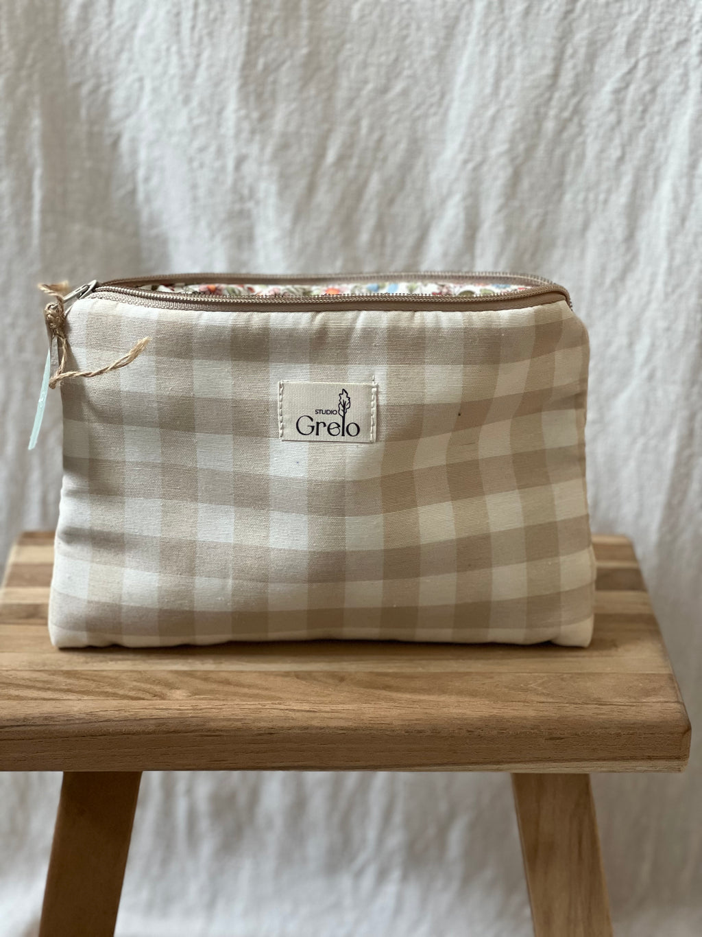 Neceser de Tela Vichy Blanco Beige Tamaño Mediano Hecho a Mano - Studio Grelo