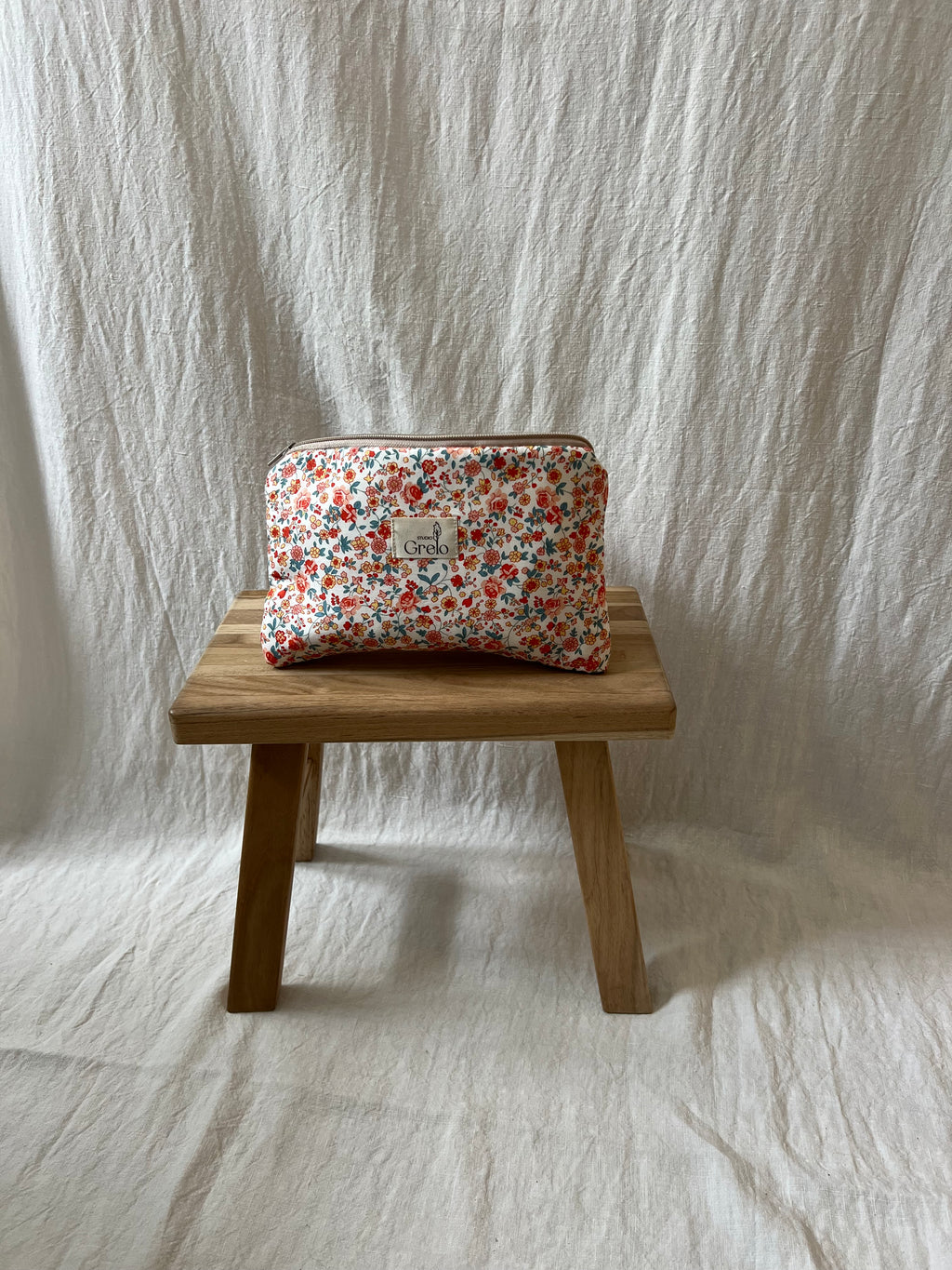 Neceser de Tela Flores Naranja Tamaño Mediano Hecho a Mano - Studio Grelo