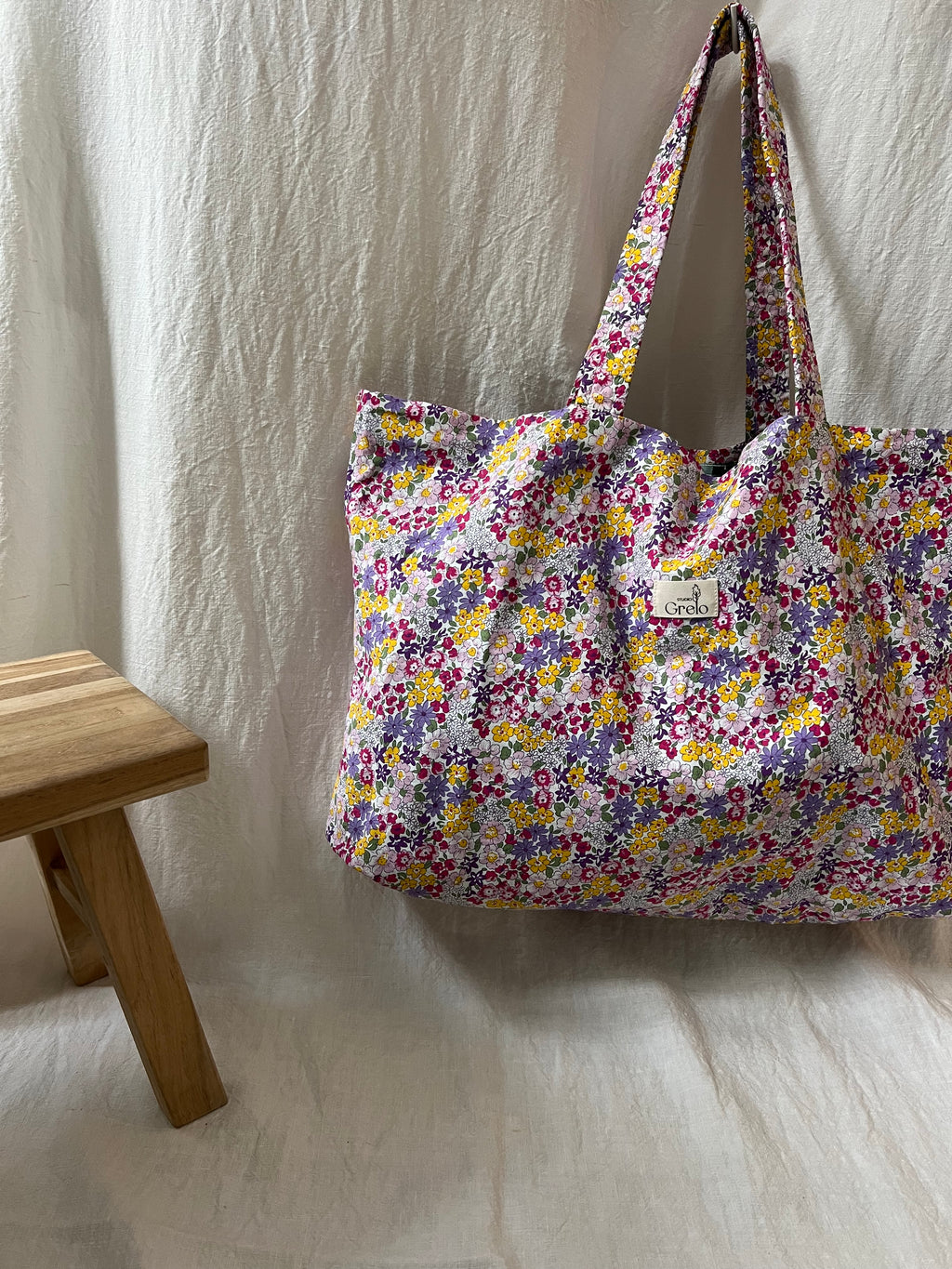 Bolsa de Tela Flores Morado Reversible Hecha a Mano – Studio Grelo