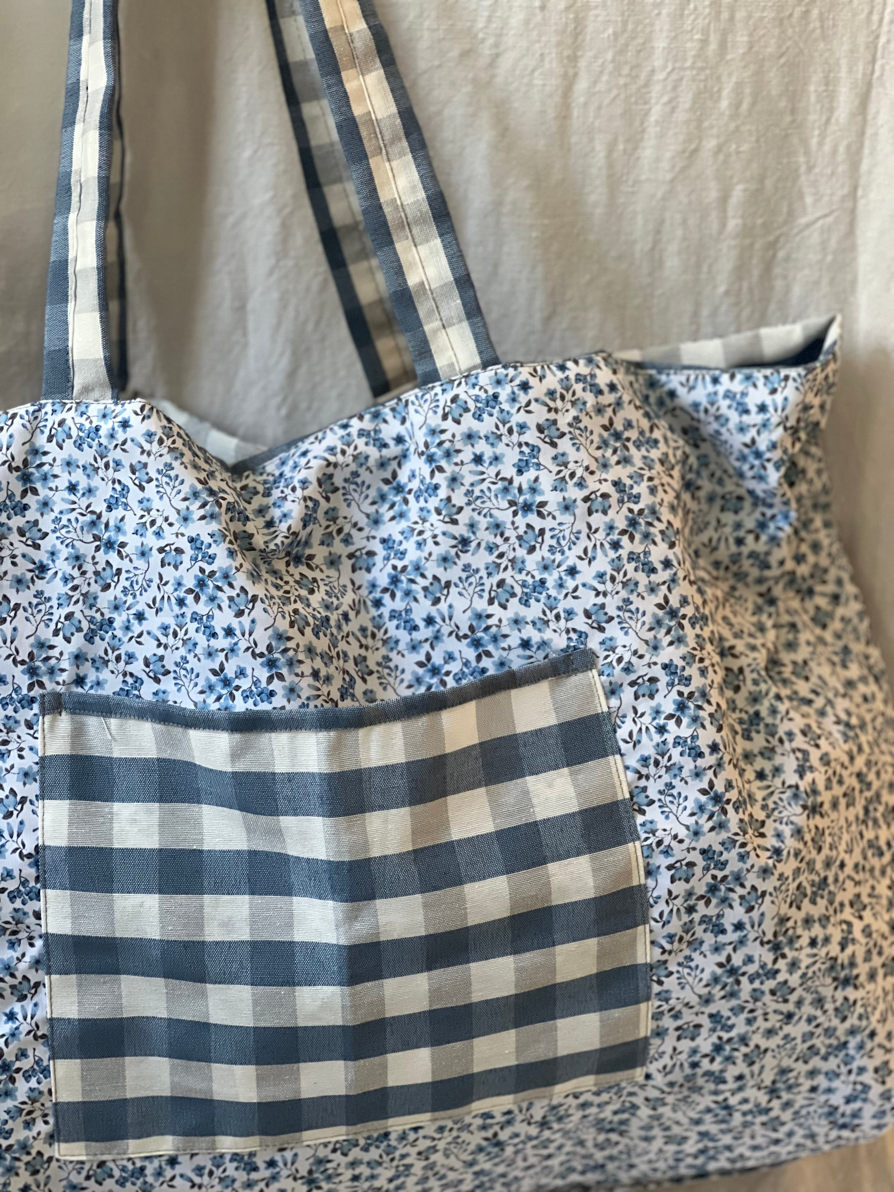 Bolsa de Tela Vichy Azul Reversible Hecha a Mano – Studio Grelo