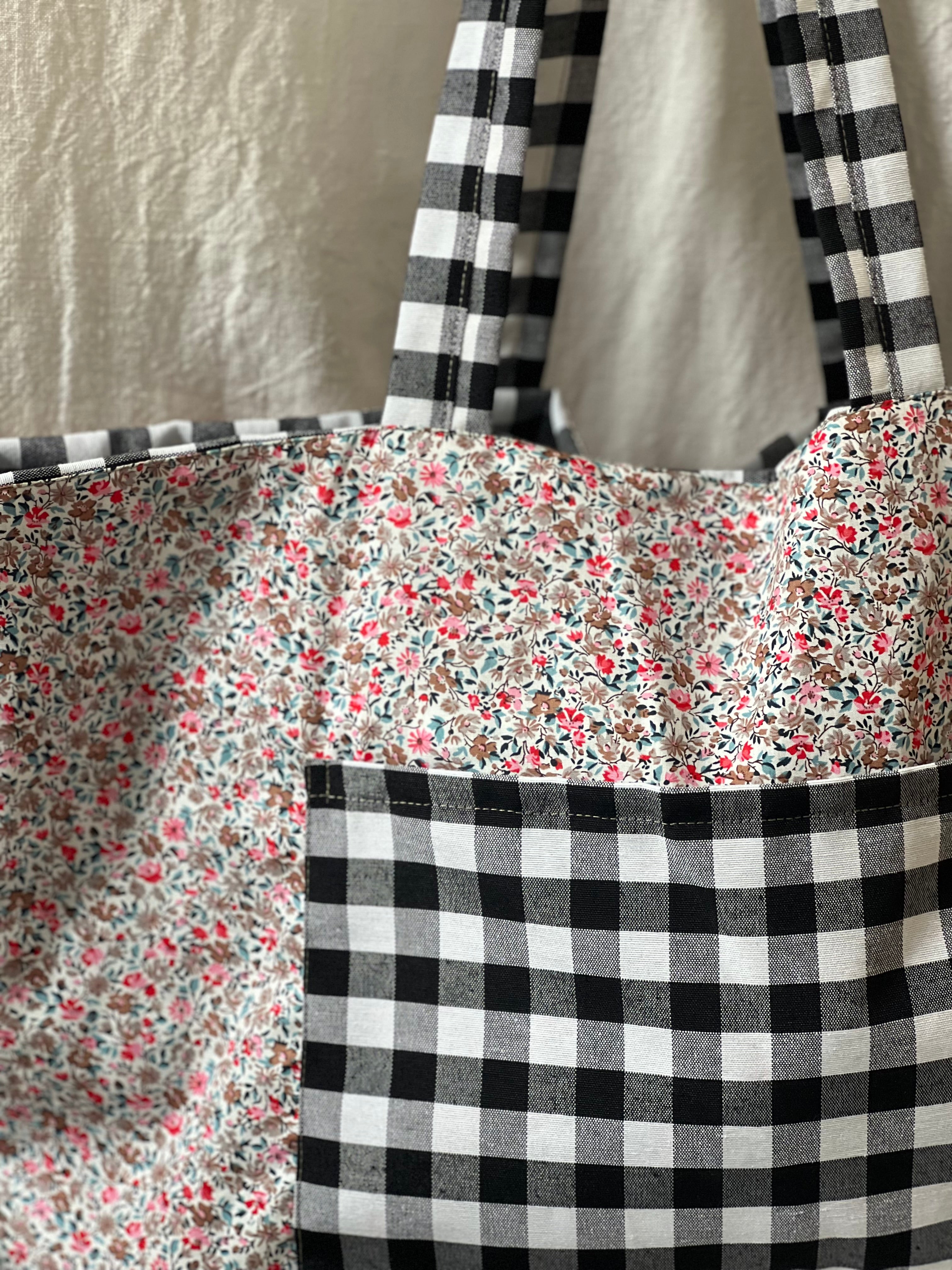 Bolsa de Tela Vichy Negro Reversible Hecha a Mano – Studio Grelo